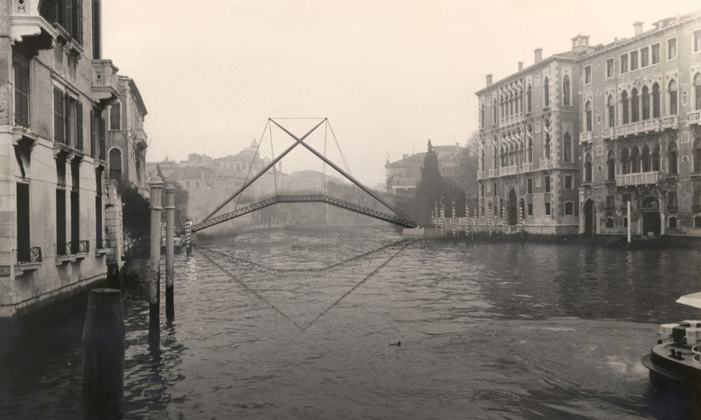 Ponte dell'Accademia, Biënnale di Venezia, Venetië (I)